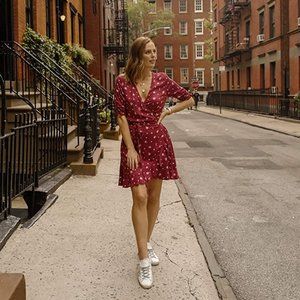 The Drop Women's Bordeaux Floral Short Sleeve Ruff